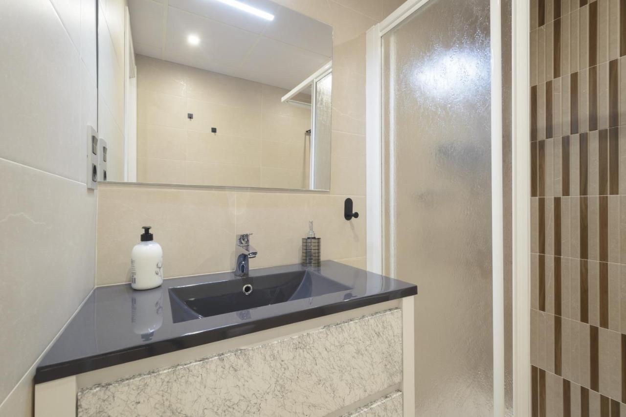 Apartmán Granada Materno Exteriér fotografie