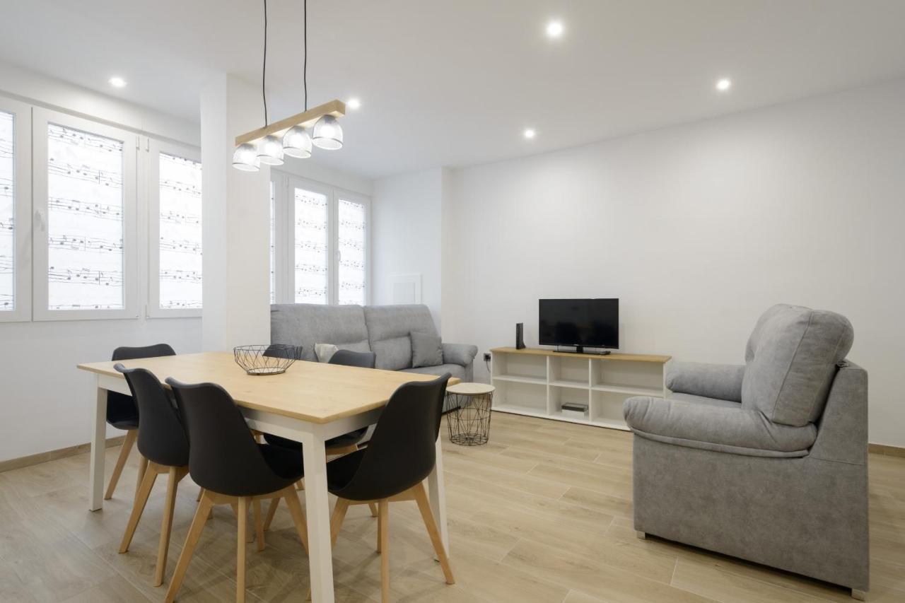 Apartmán Granada Materno Exteriér fotografie