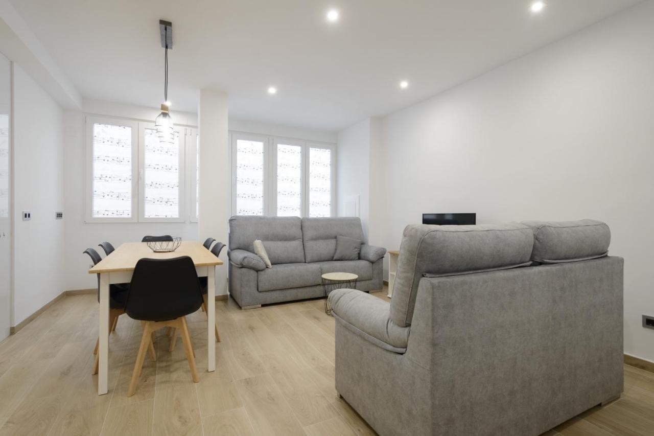 Apartmán Granada Materno Exteriér fotografie