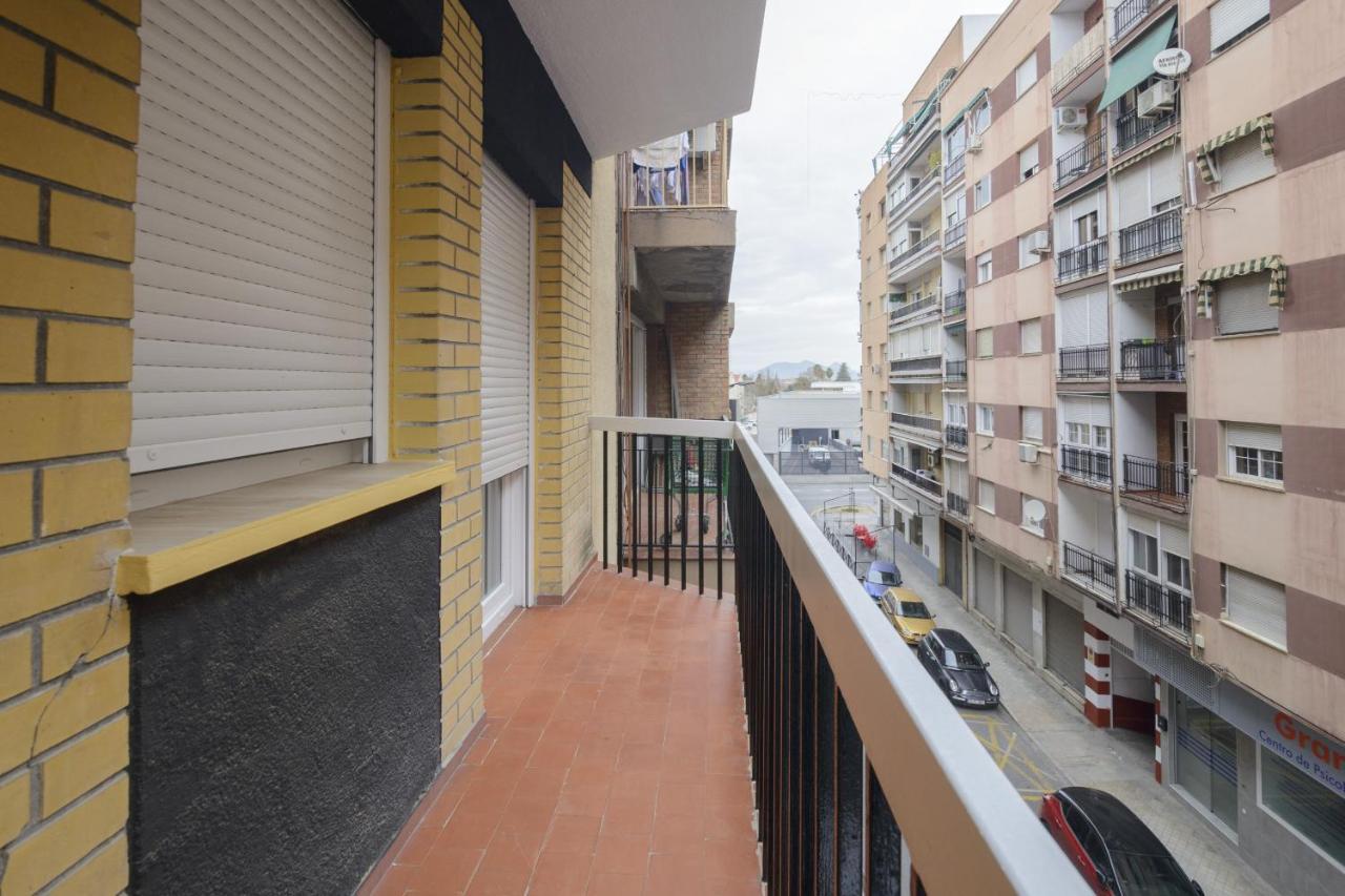 Apartmán Granada Materno Exteriér fotografie