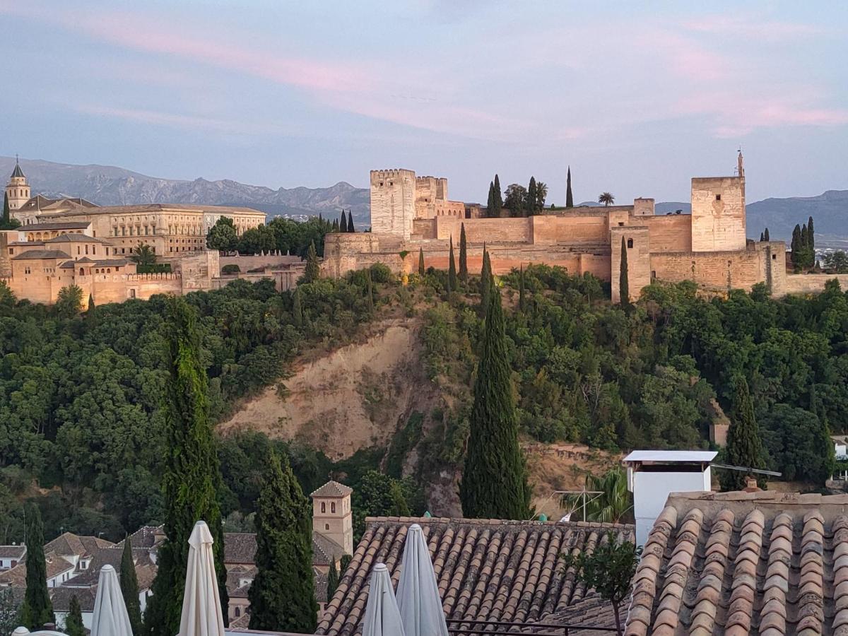 Apartmán Granada Materno Exteriér fotografie
