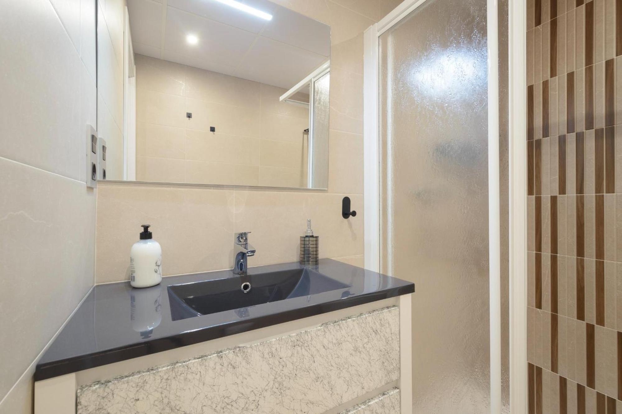 Apartmán Granada Materno Exteriér fotografie