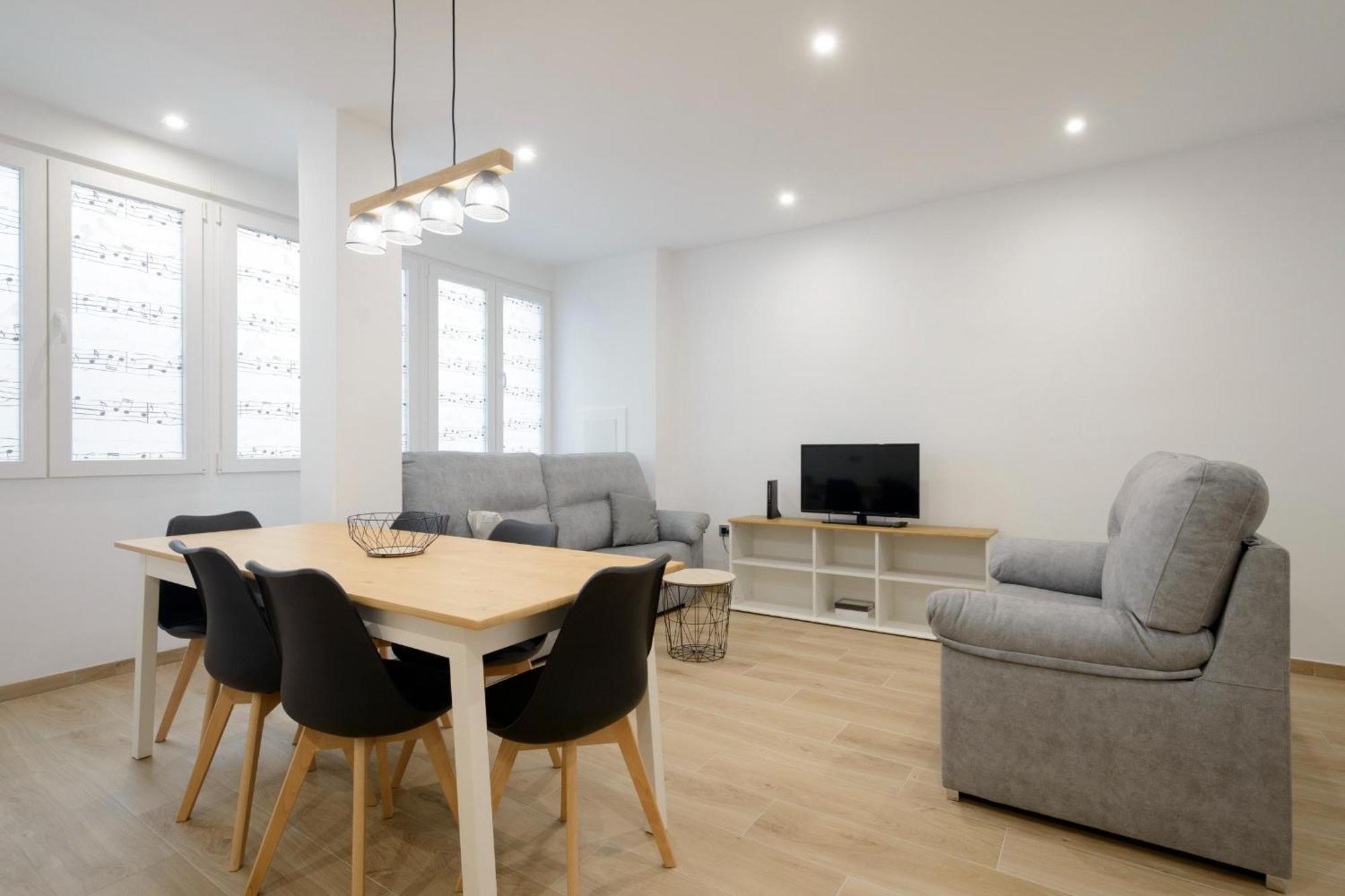 Apartmán Granada Materno Exteriér fotografie